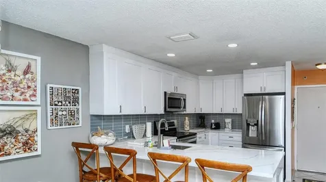 1255 E Peppertree Drive Sarasota FL 34242