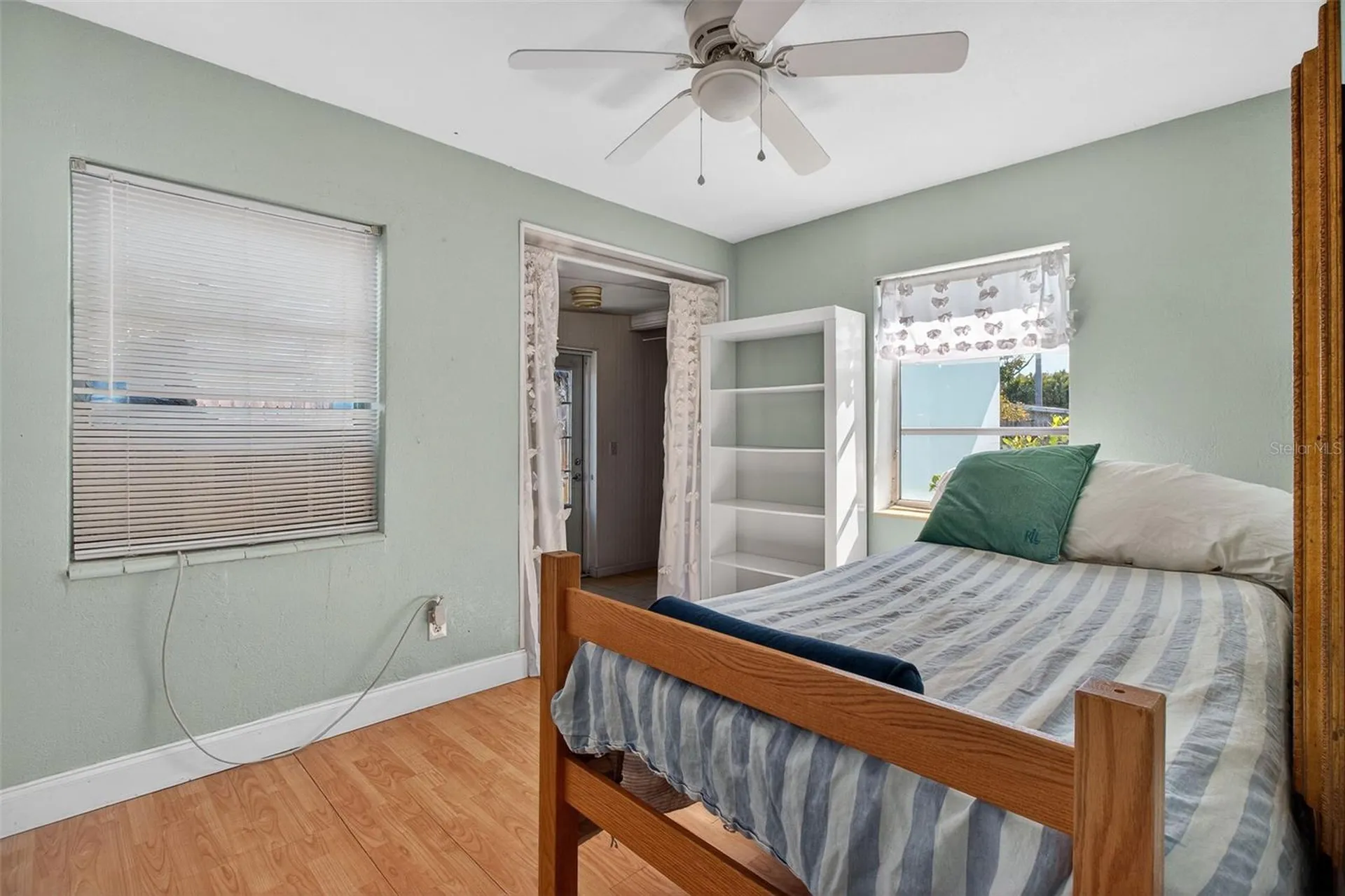 6372 4th Avenue S St Petersburg FL 33707