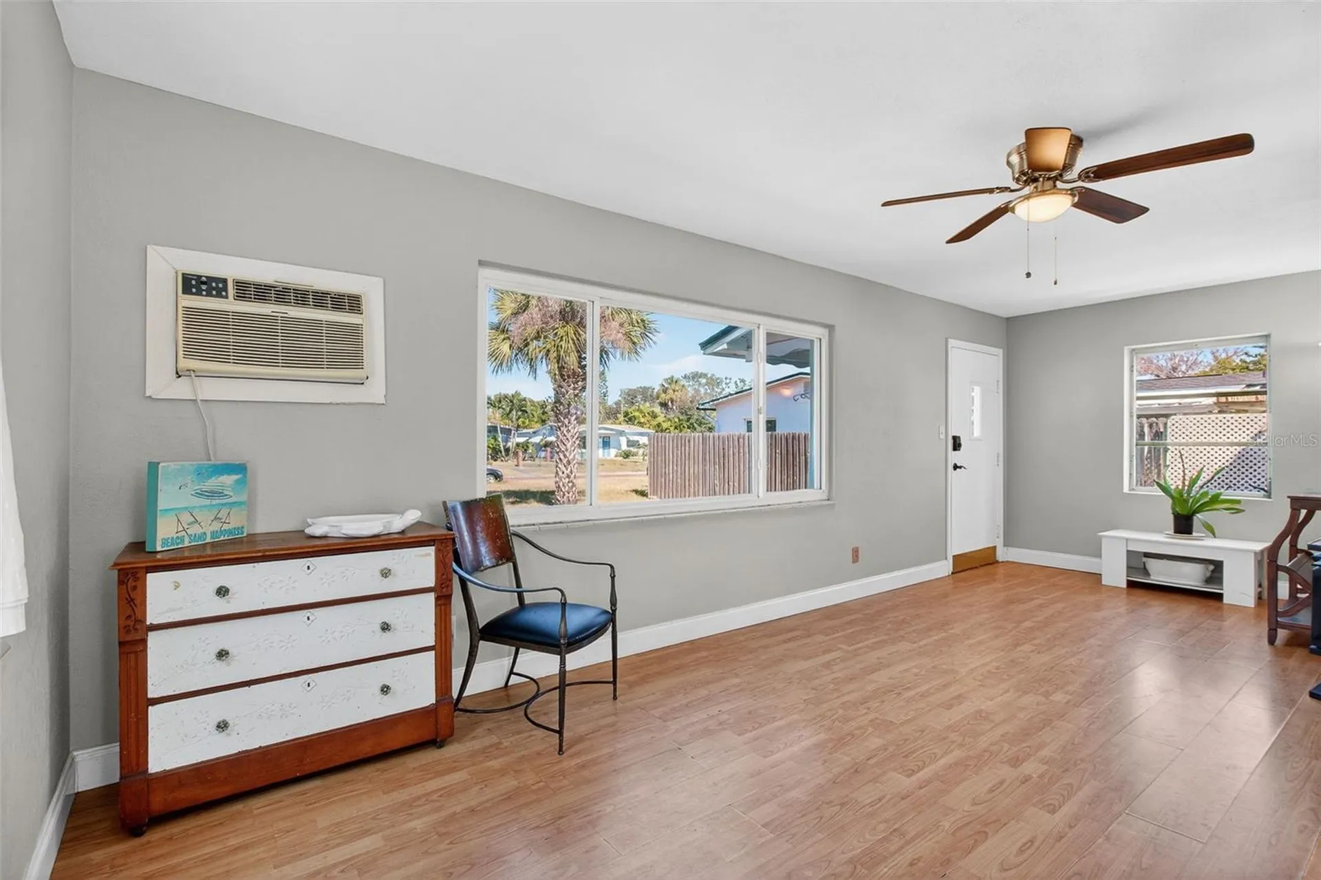 6372 4th Avenue S St Petersburg FL 33707