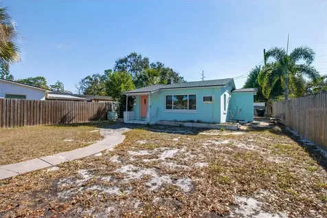 6372 4th Avenue S St Petersburg FL 33707