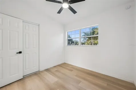 2827 S Park Avenue Sanford FL 32773