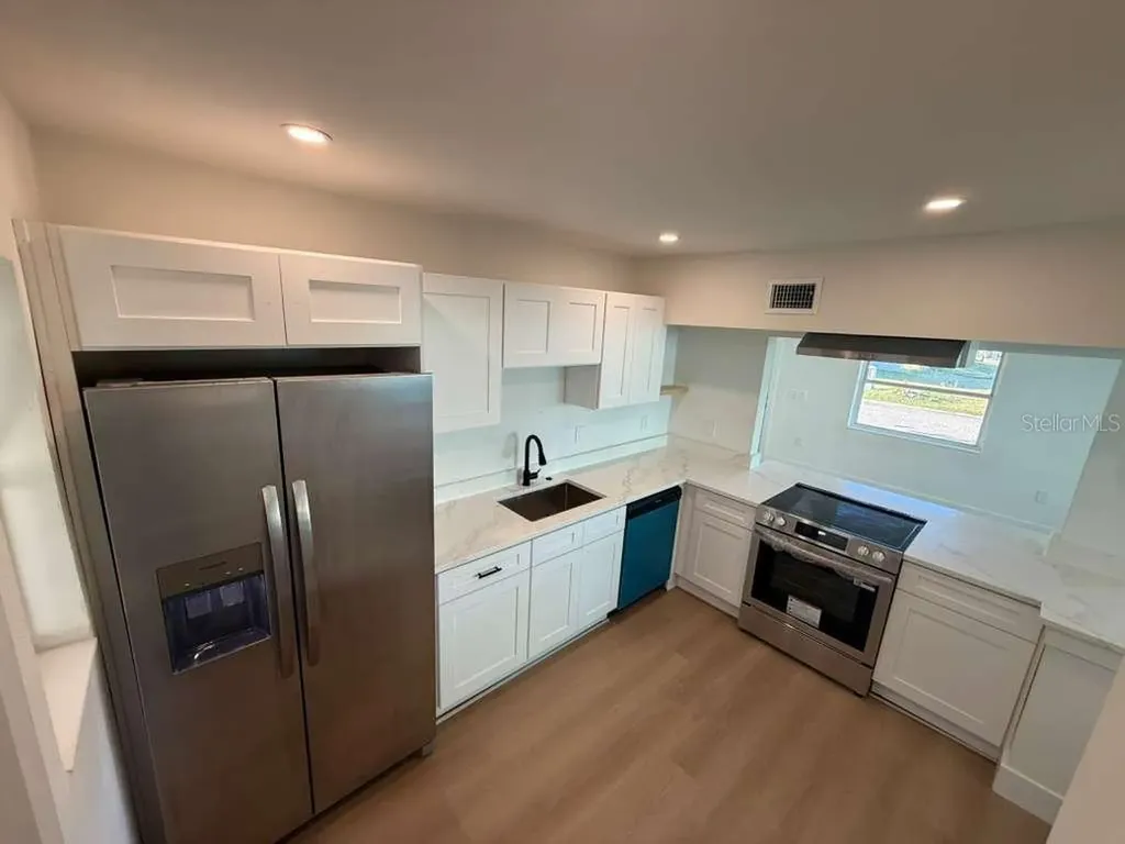 18015 2nd Street E Redington Shores FL 33708