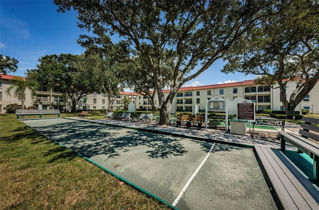 2700 Bayshore Boulevard Dunedin FL 34698