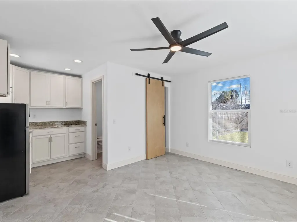 2107 W Cherry Street Tampa FL 33607