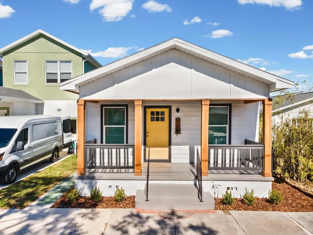 2107 W Cherry Street Tampa FL 33607