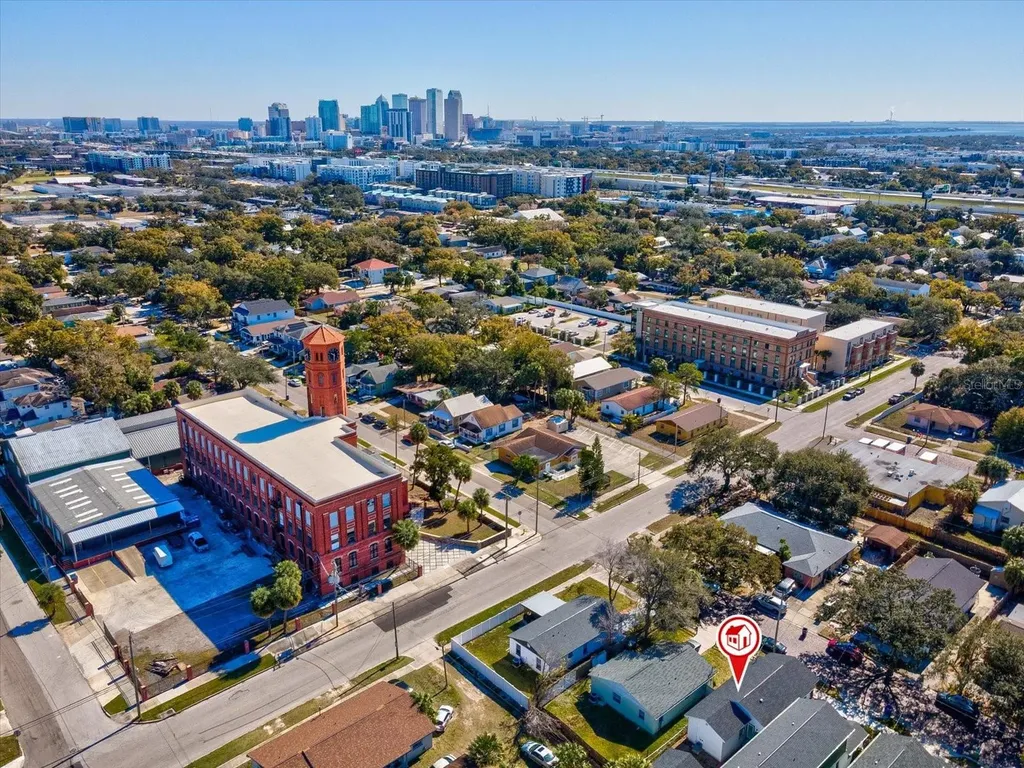 2107 W Cherry Street Tampa FL 33607