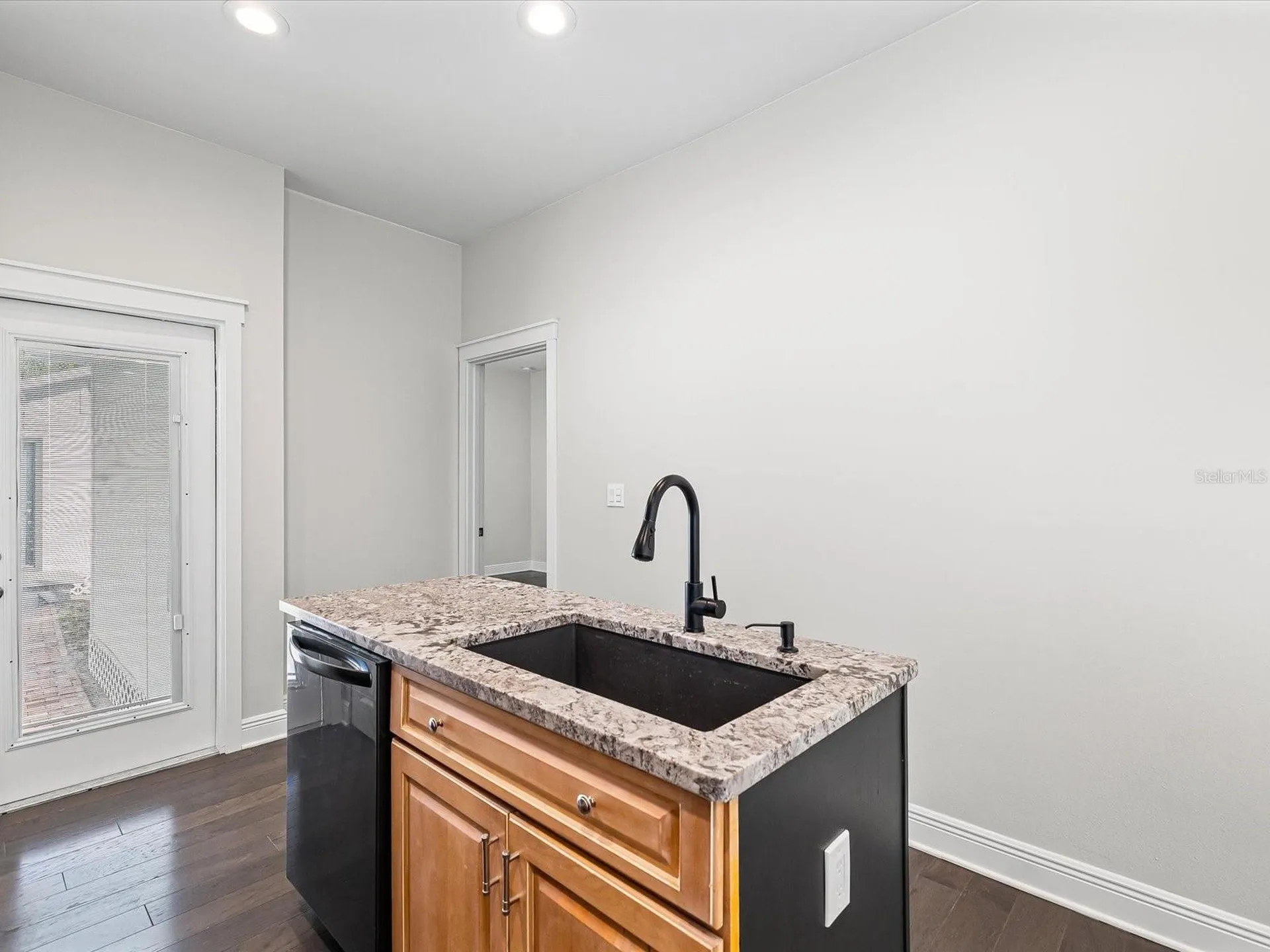 2107 W Cherry Street Tampa FL 33607