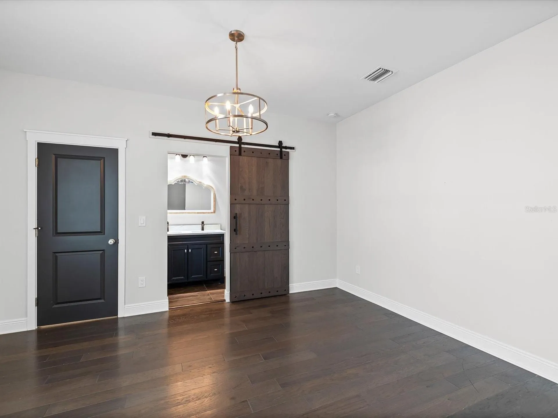 2107 W Cherry Street Tampa FL 33607