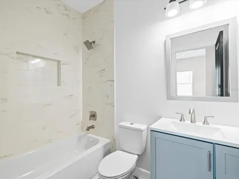 2107 W Cherry Street Tampa FL 33607