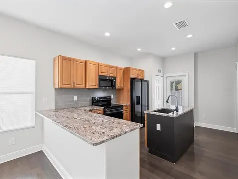 2107 W Cherry Street Tampa FL 33607