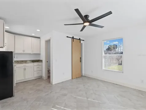 2107 W Cherry Street Tampa FL 33607