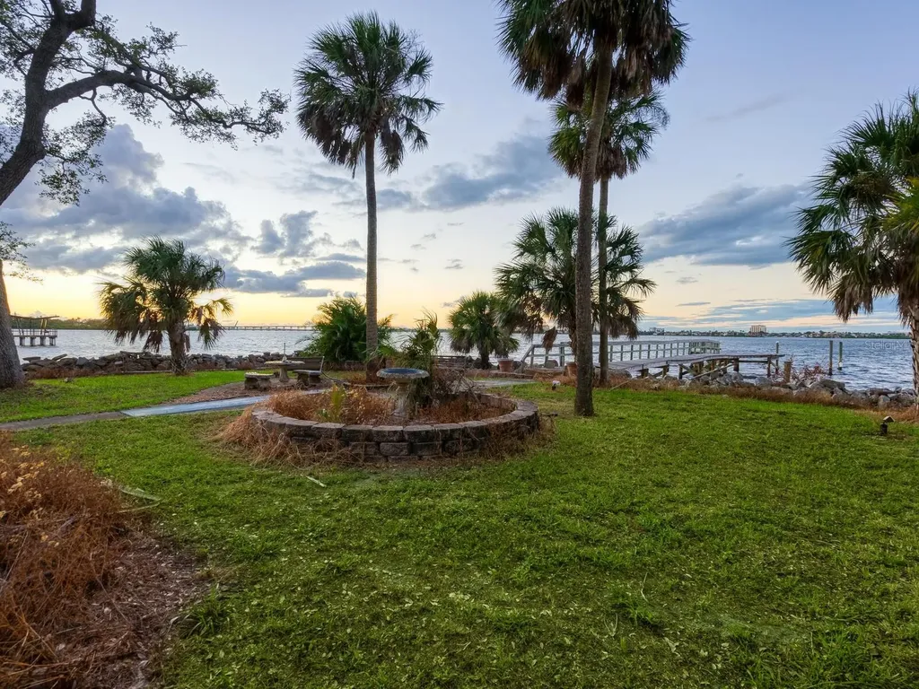 1401 1st Avenue E Bradenton FL 34208