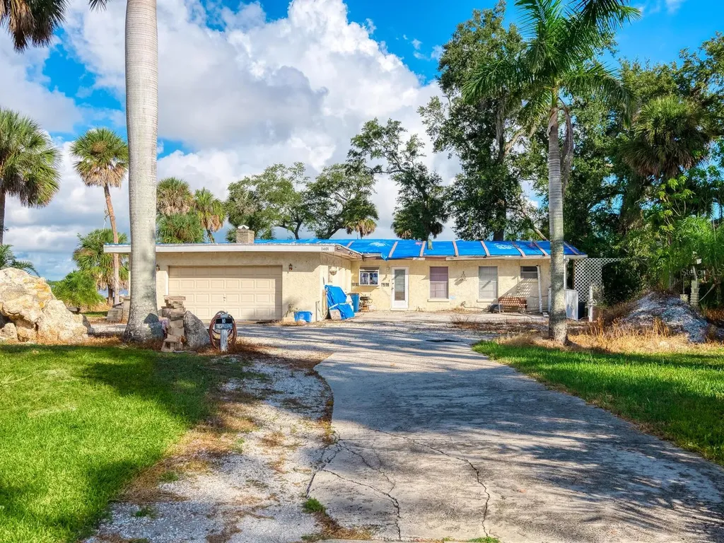 1401 1st Avenue E Bradenton FL 34208
