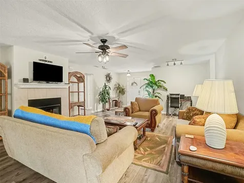 4223 Arlington Ridge Boulevard Leesburg FL 34748