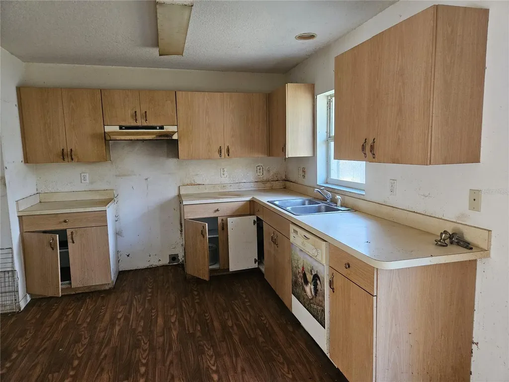 5870 SE 158th Court Ocklawaha FL 32179