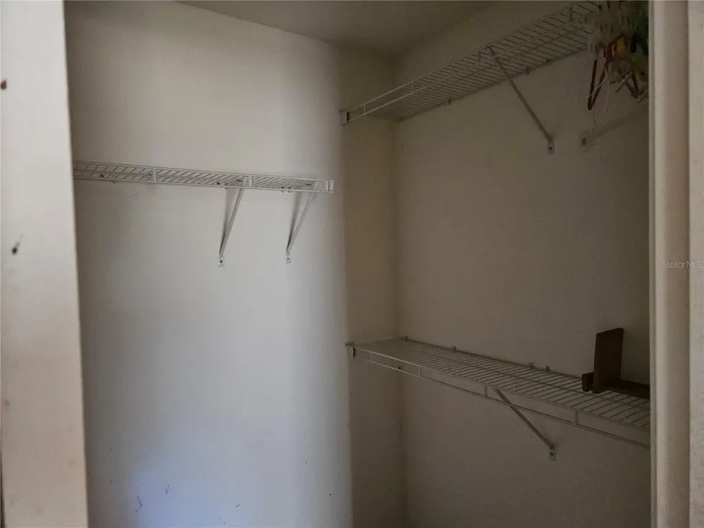 5870 SE 158th Court Ocklawaha FL 32179