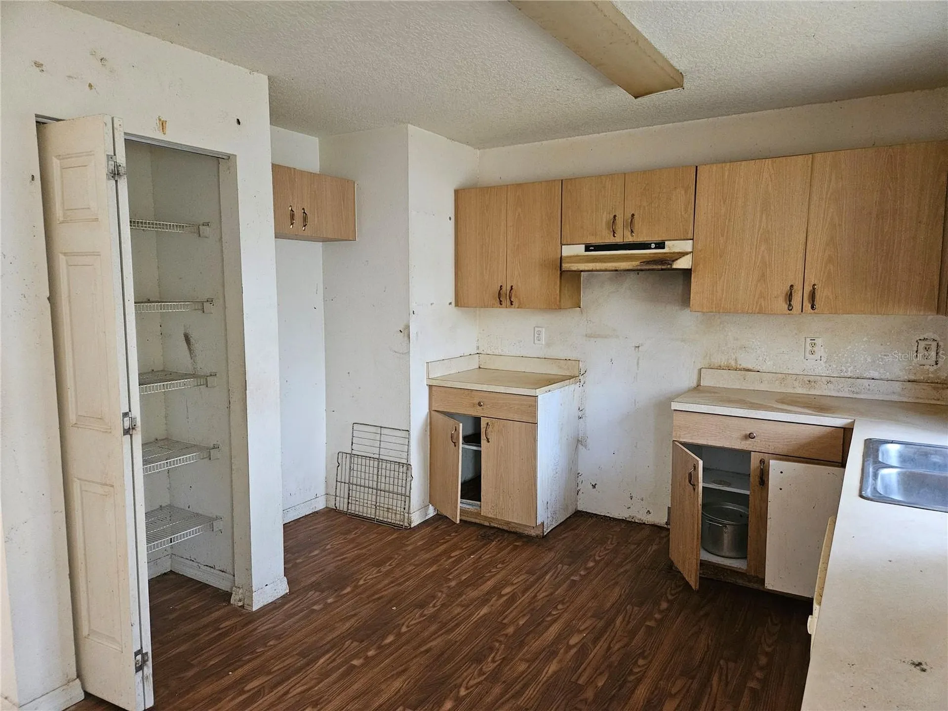 5870 SE 158th Court Ocklawaha FL 32179
