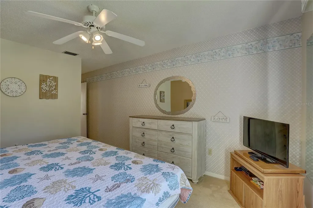 428 Windrush Bay Drive Tarpon Springs FL 34689