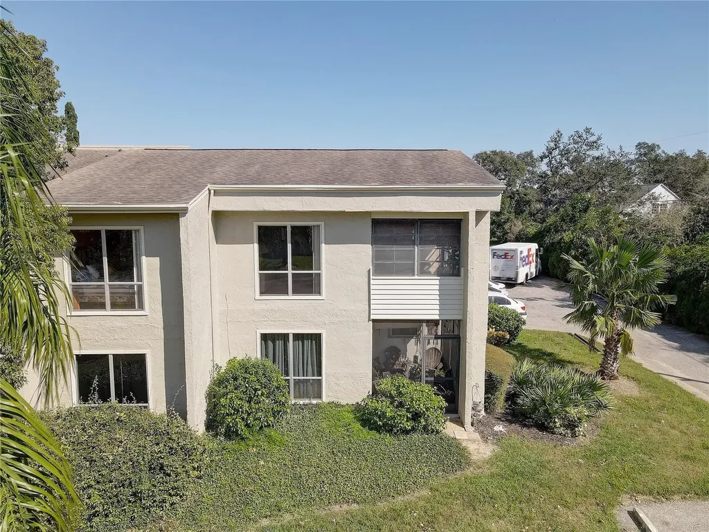 428 Windrush Bay Drive Tarpon Springs FL 34689