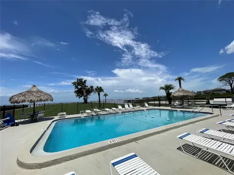 428 Windrush Bay Drive Tarpon Springs FL 34689