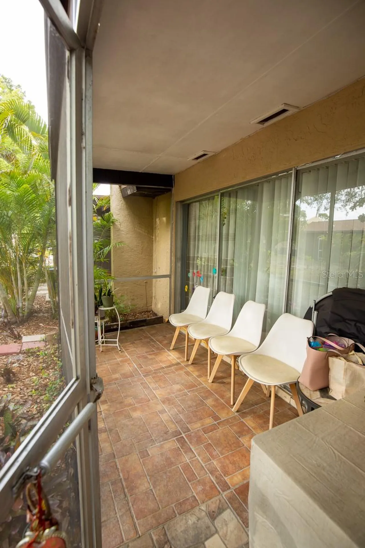 9834 87th Street Seminole FL 33777