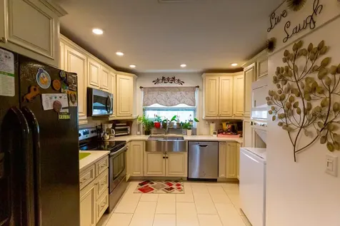 9834 87th Street Seminole FL 33777