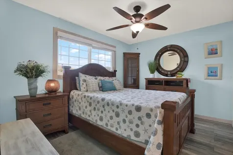 4909 Gulf Drive Holmes Beach FL 34217