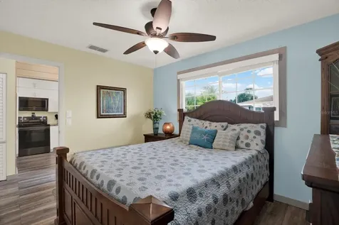 4909 Gulf Drive Holmes Beach FL 34217