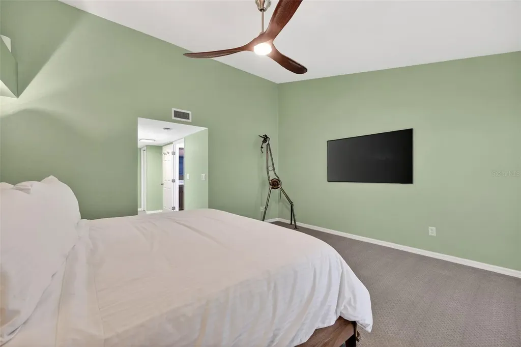 9730 Indian Key Trail Seminole FL 33776
