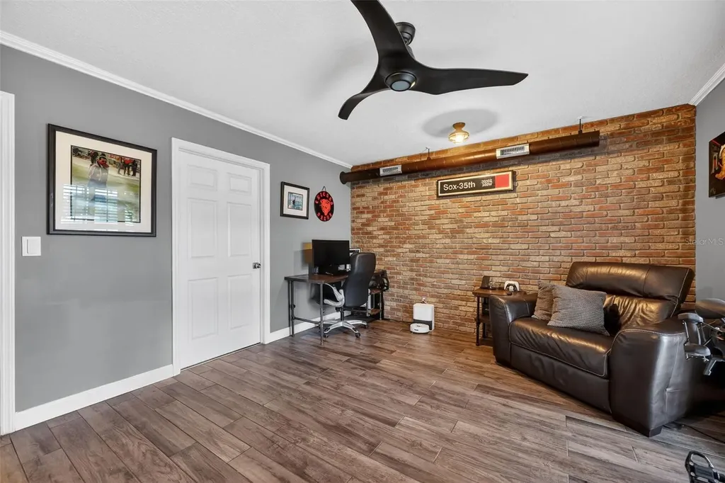9730 Indian Key Trail Seminole FL 33776