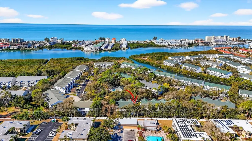 9730 Indian Key Trail Seminole FL 33776