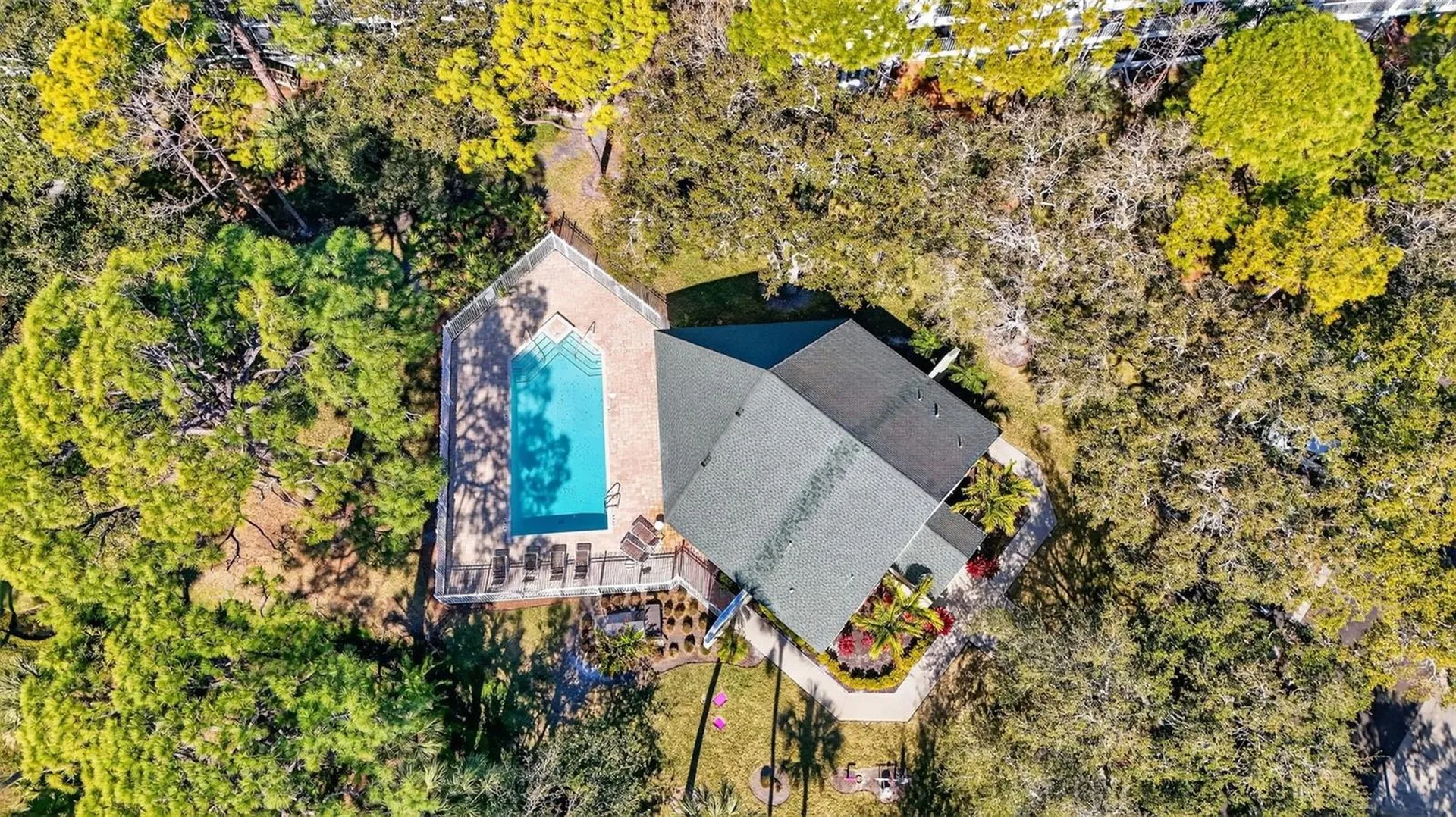 9730 Indian Key Trail Seminole FL 33776