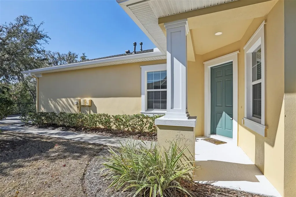 221 Sunset Crest Court Apollo Beach FL 33572