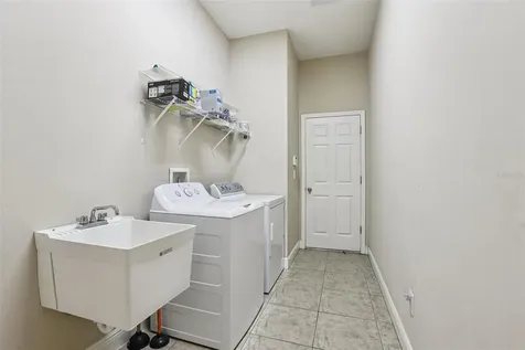221 Sunset Crest Court Apollo Beach FL 33572