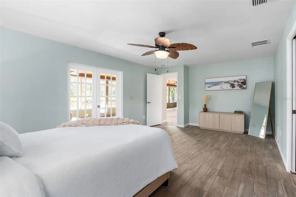 900 NW Snug Harbor Road Crystal River FL 34428