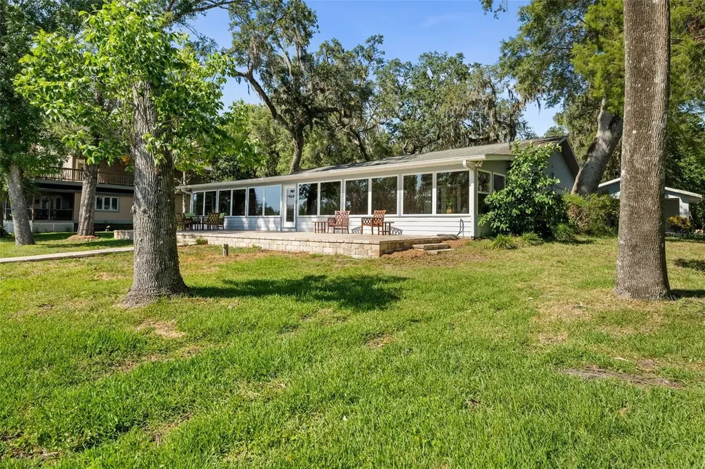 900 NW Snug Harbor Road Crystal River FL 34428