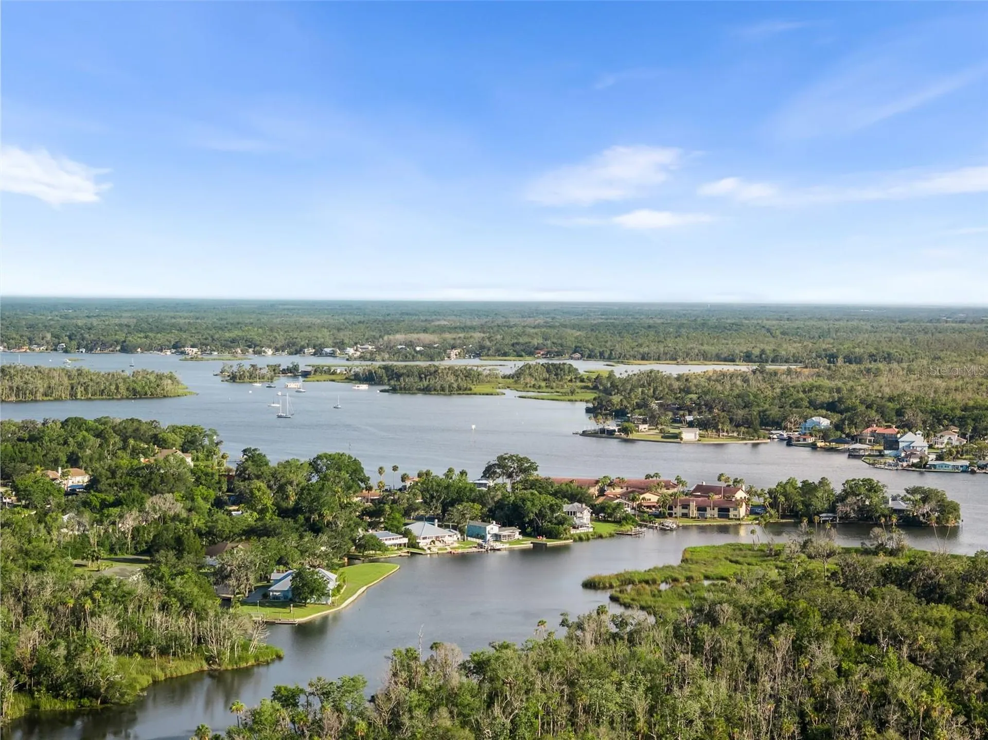 900 NW Snug Harbor Road Crystal River FL 34428