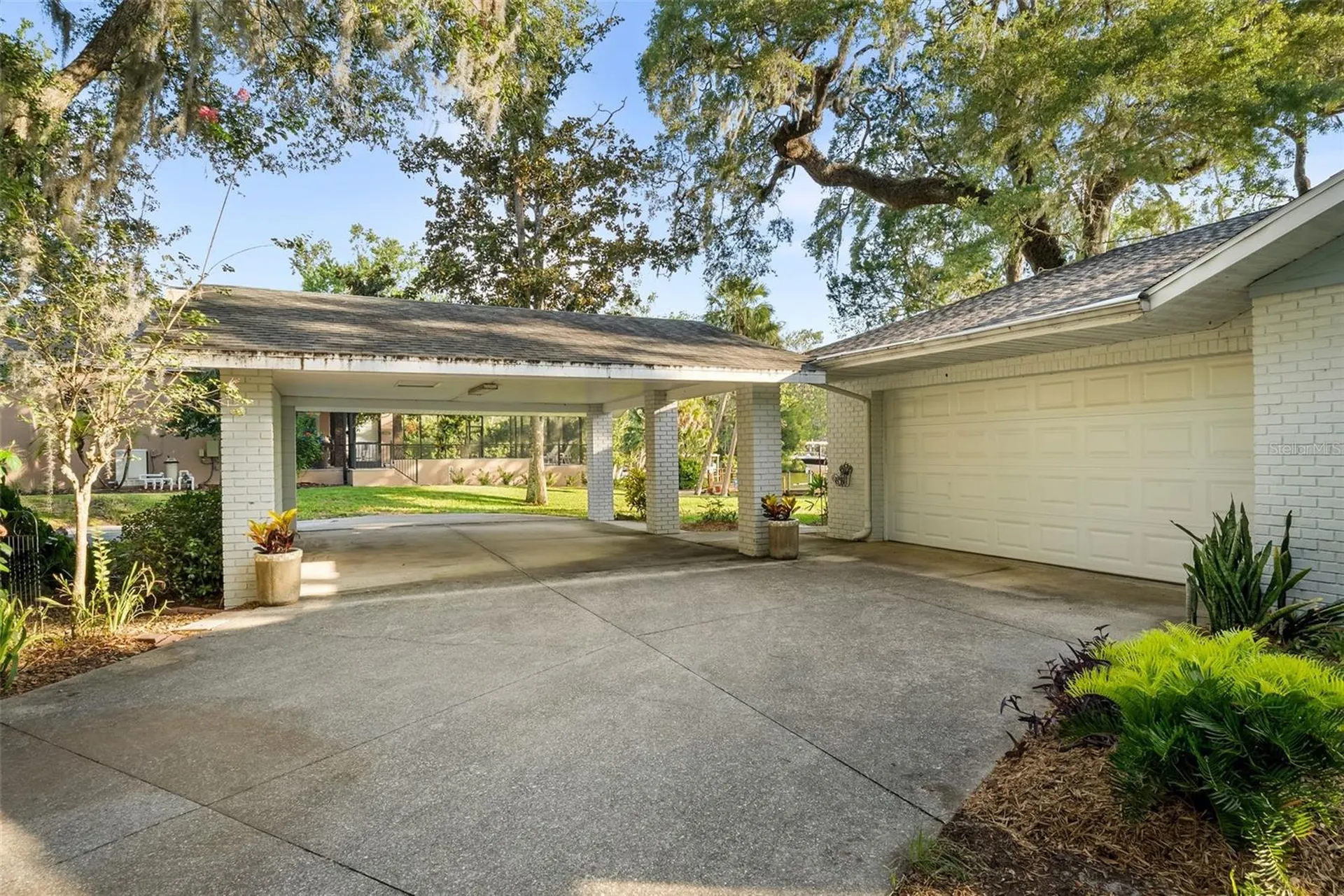 900 NW Snug Harbor Road Crystal River FL 34428