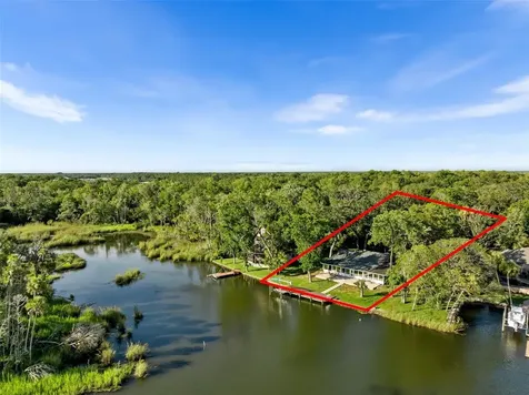 900 NW Snug Harbor Road Crystal River FL 34428