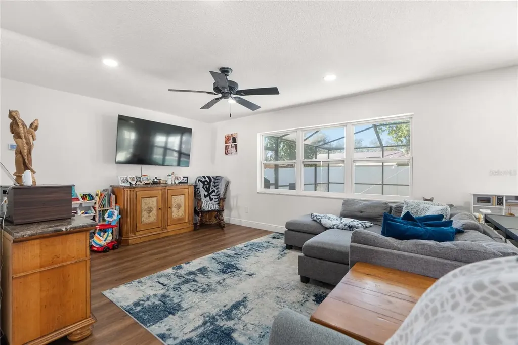 7124 Wrenwood Circle Tampa FL 33617