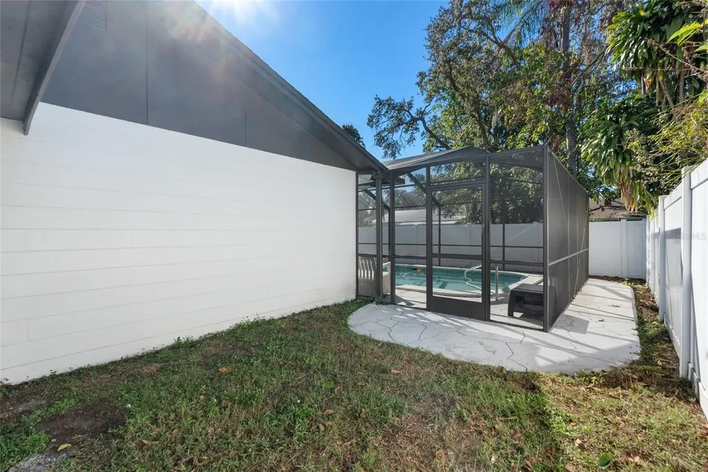 7124 Wrenwood Circle Tampa FL 33617