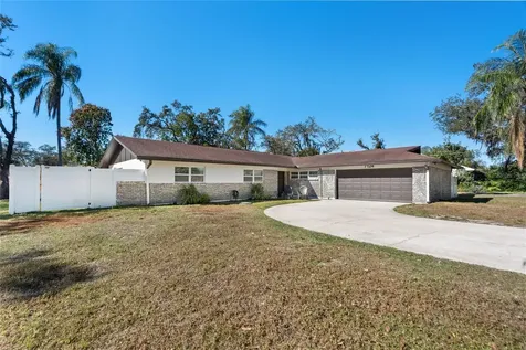 7124 Wrenwood Circle Tampa FL 33617