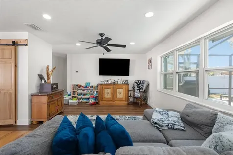 7124 Wrenwood Circle Tampa FL 33617