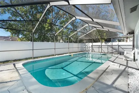 7124 Wrenwood Circle Tampa FL 33617