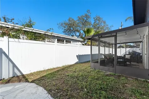 7124 Wrenwood Circle Tampa FL 33617