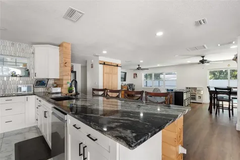 7124 Wrenwood Circle Tampa FL 33617