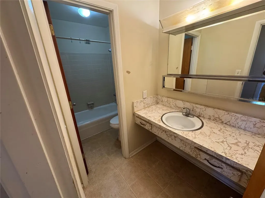 245 Center Road Venice FL 34285