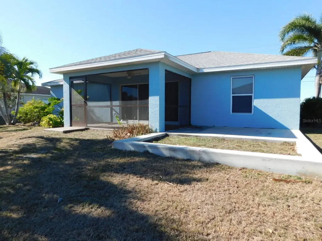 4009 E Gator Circle Cape Coral FL 33909