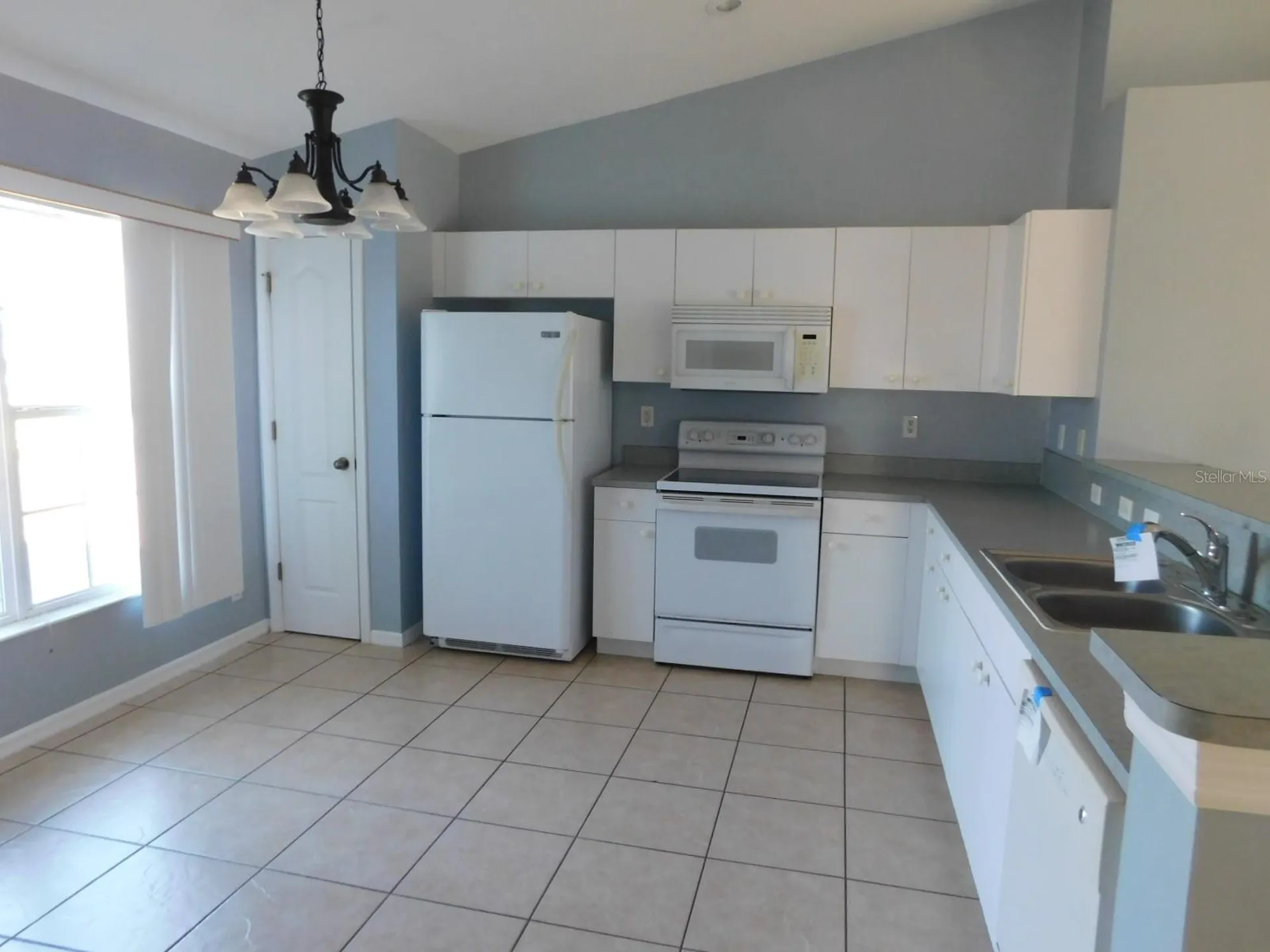 4009 E Gator Circle Cape Coral FL 33909