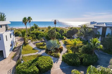 102 Sunset Lane Holmes Beach FL 34217